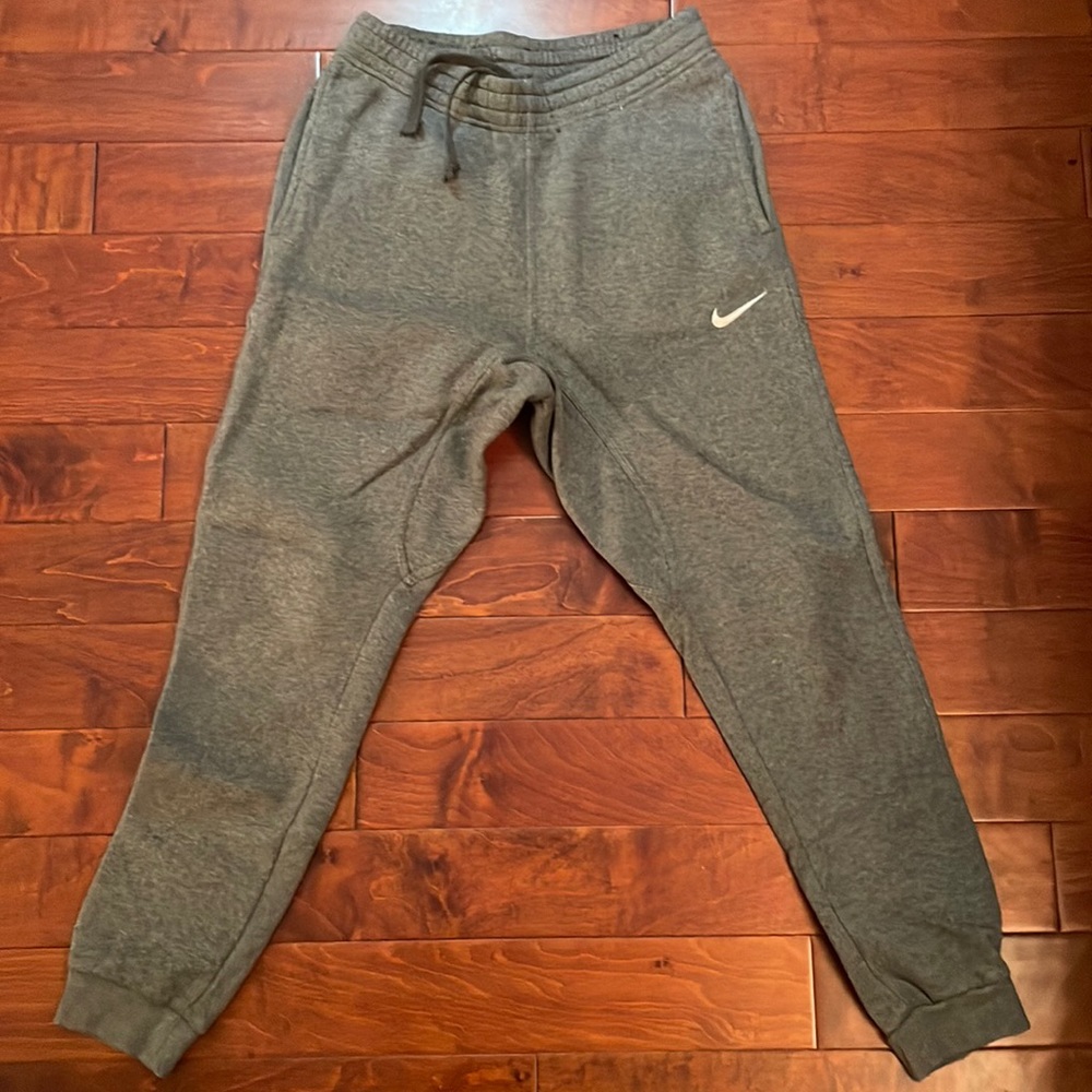 Nike joggers